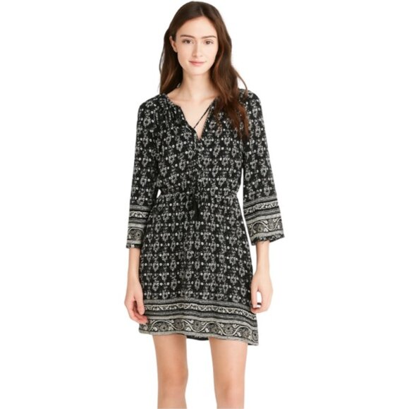 Madewell Dresses & Skirts - Madewell Size 2 Black Floral Woodland Long Sleeve V Neck Mini Dress